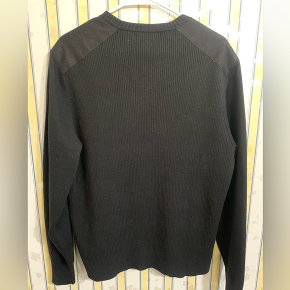 NWT Banana Republic Black Utility Sweater in Black. - Picture 3 of 11